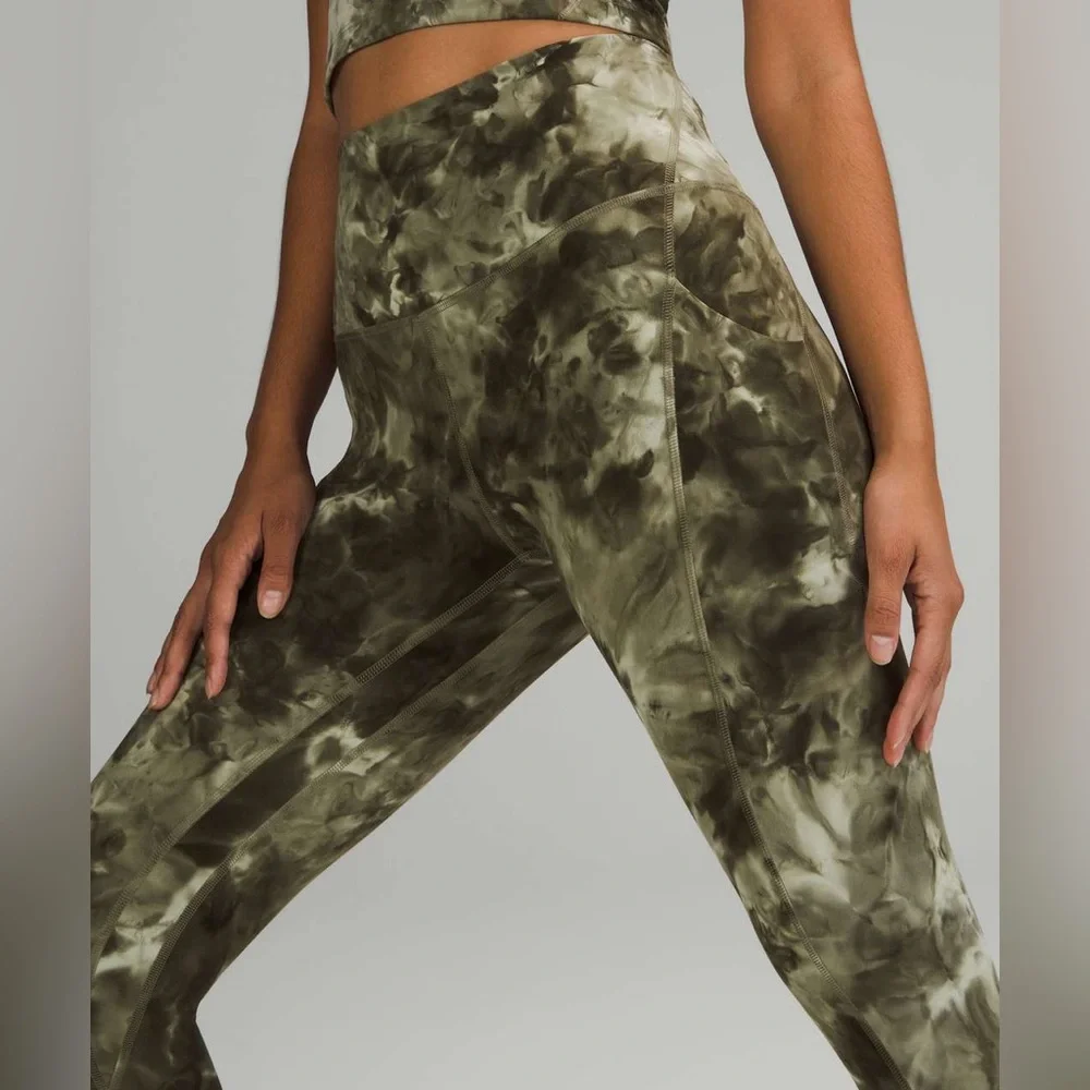 Women’s Lululemon Align HR Pant with Pockets 25” Diamond Dye Light Sage Size 2